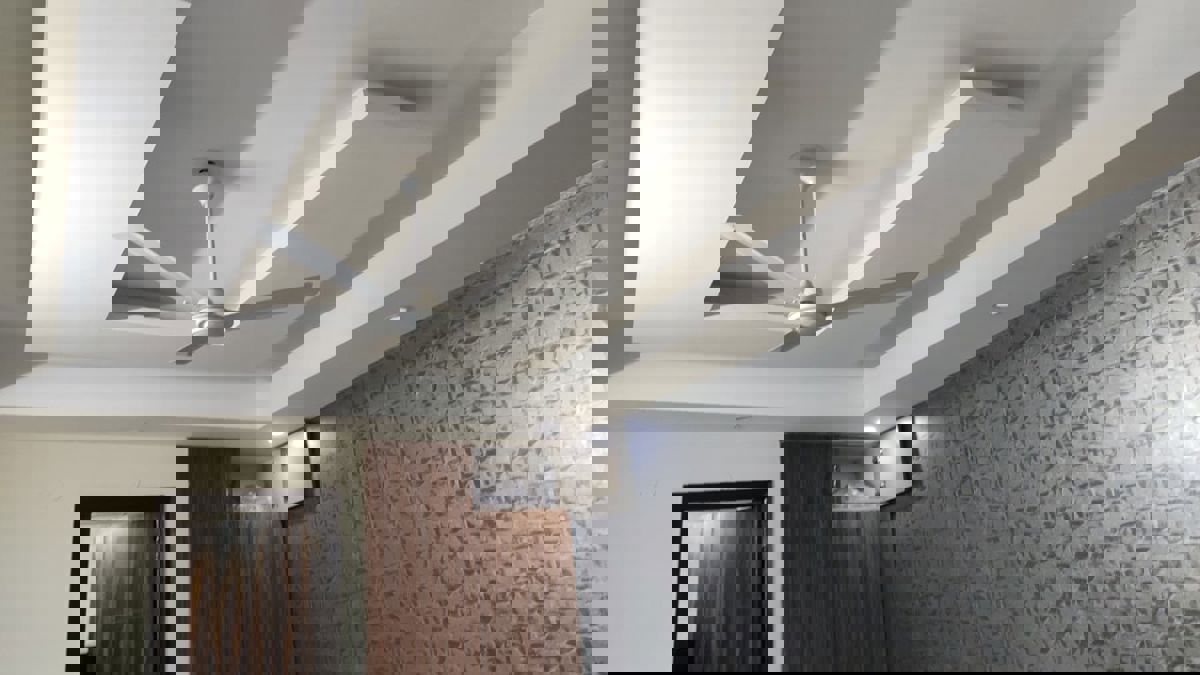 1 BHK + Pooja Room Independent House For Rent in Sector 14