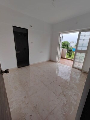 Room in 2 BHK Apartment at Fortune Perfect, Kondhwa Budruk – for Rent