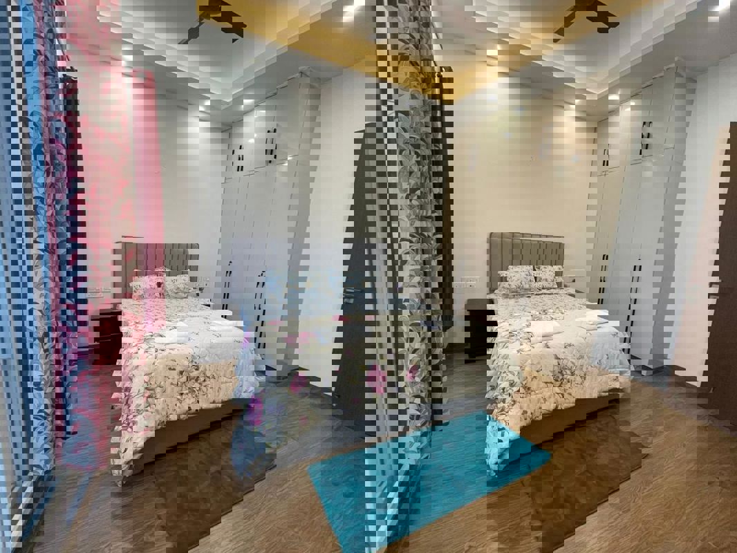 4 BHK Builder Floor For Sale in Sector 82