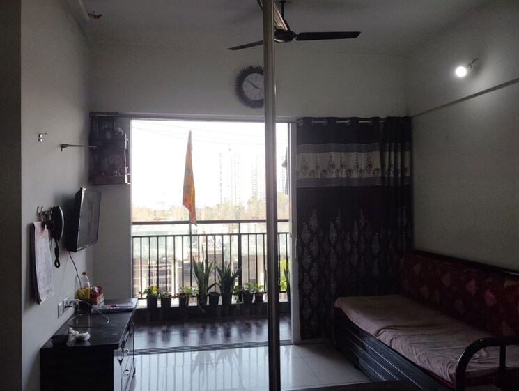 Living Room, kolte-patil-life-republic-oro-avenue 1 Bedroom 425 Sq.Ft. Apartment In Hinjewadi Pune 9703569