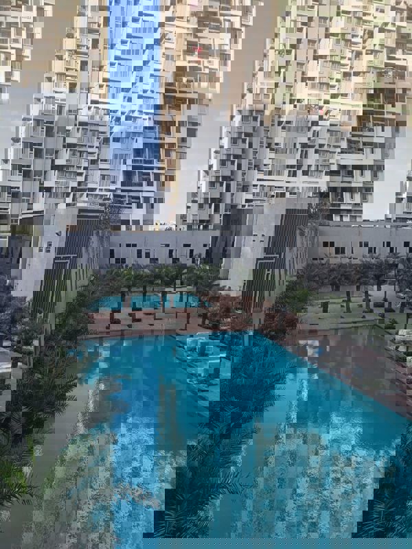 1 BHK 425 Sq.Ft. Apartment in Kolte Patil Life Republic Oro Avenue