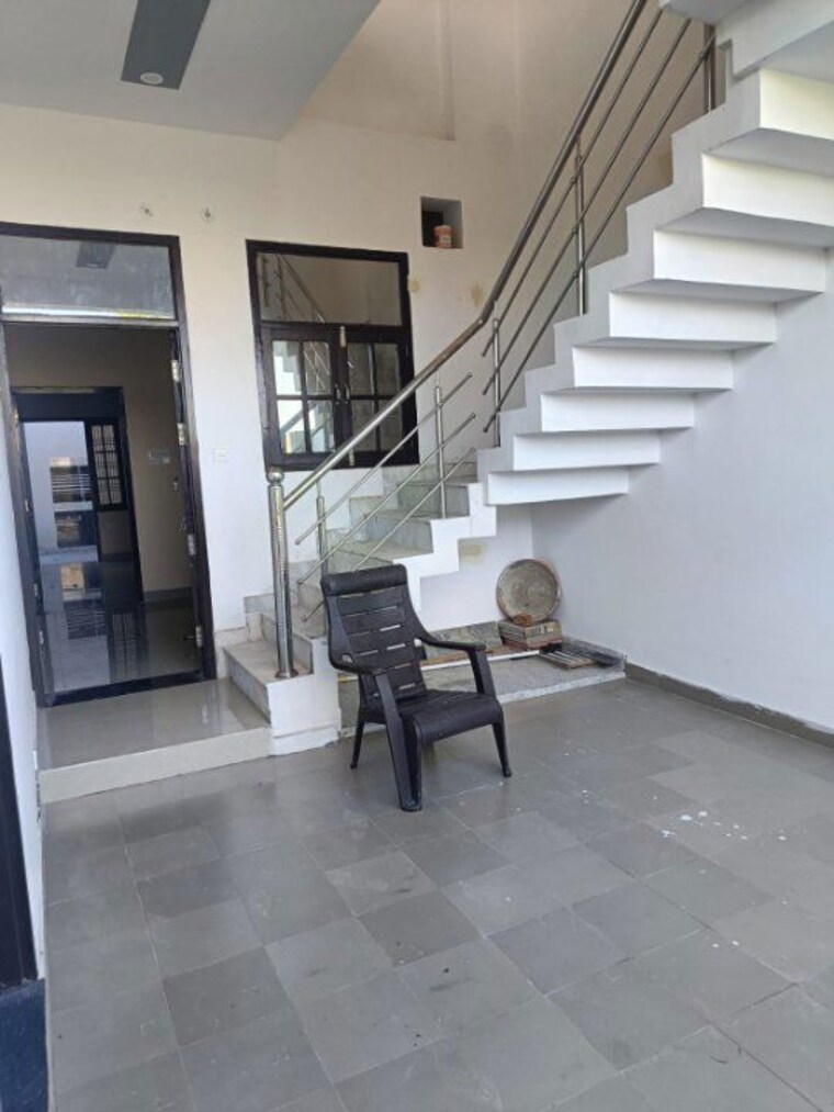  Parking, kiran-enclave 3 Bedroom 1400 Sq.Ft. Independent House In Kursi Road Lucknow 9703568