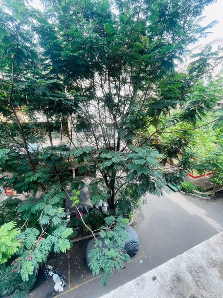 Garden, kumar-urban-kubera-colony 2 Bedroom 870 Sq.Ft. Apartment In Kondhwa Pune 9703664