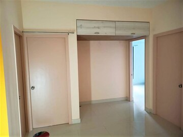 Room in 2 BHK Apartment at DTC Southern Heights, Joka – for Rent