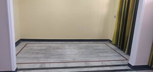 Room in 1 BHK Independent House at Sector 14 – for Rent