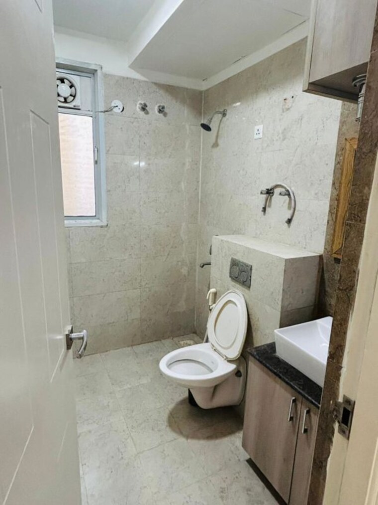 Bathroom, civitech-stadia 3 Bedroom 1495 Sq.Ft. Apartment In Sector 79 Noida 9689419