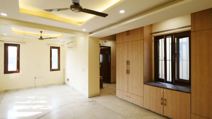 Room, amrapali-heartbeat-city 4 Bedroom 3235 Sq.Ft. Apartment In Sector 107 Noida 9681634