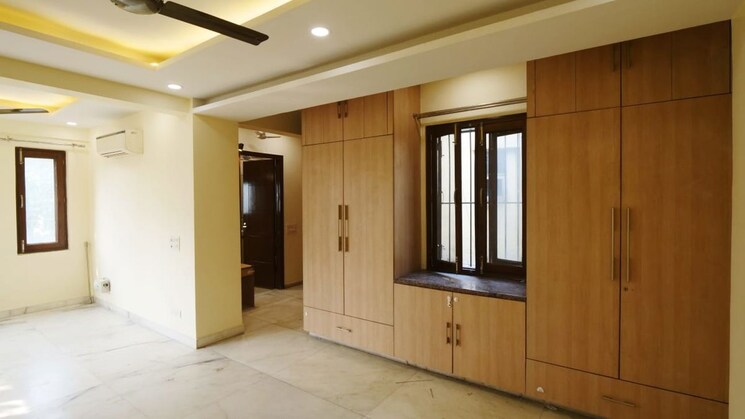 Room, amrapali-heartbeat-city 4 Bedroom 3235 Sq.Ft. Apartment In Sector 107 Noida 9681634