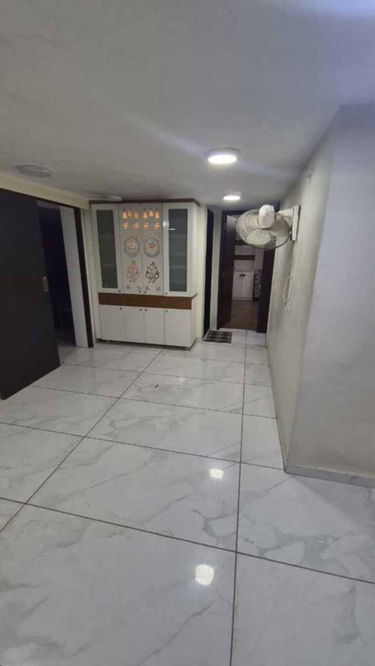 undefined, memnagar 3 Bedroom 1233 Sq.Ft. Apartment In Memnagar Ahmedabad 9704132
