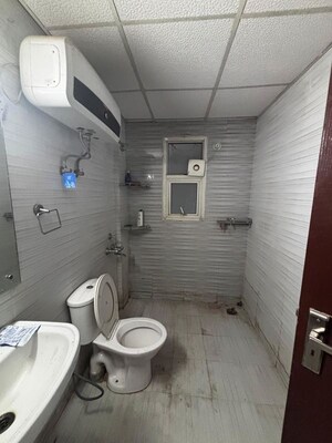 Bathroom in 2 BHK Apartment at Omaxe R2, Gomti Nagar – for Rent