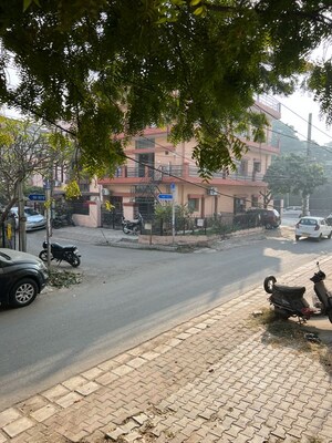 Parking in 5 BHK Independent House at Phase 4 – for Sale