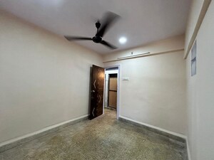 Room in 1 BHK Apartment at Libra CHS, Malad West – for Rent