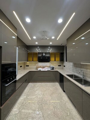 Kitchen in 4 BHK Apartment at Ambience Island, Sector 24 – for Rent