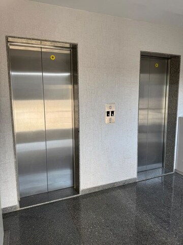 Lift in 3 BHK Apartment at C G Road – for Rent