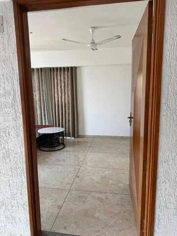 Room in 3 BHK Apartment at C G Road – for Rent