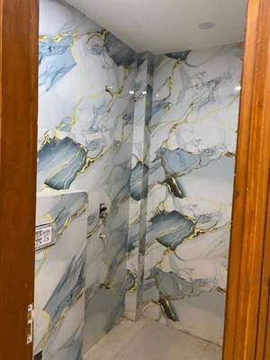 Bathroom in 3 BHK Builder Floor at Rps Palms, Sector 88 – for Sale