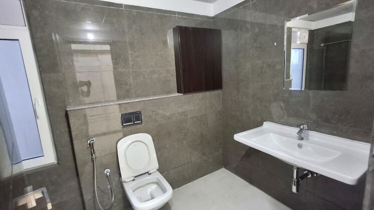 Bathroom, rajapushpa-provincia 3 Bedroom 2660 Sq.Ft. Apartment In Narsingi Hyderabad 9704322