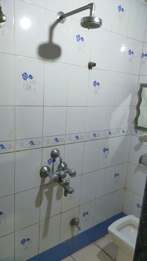 Bathroom in 2 BHK Independent House at Mate Nagar – for Rent