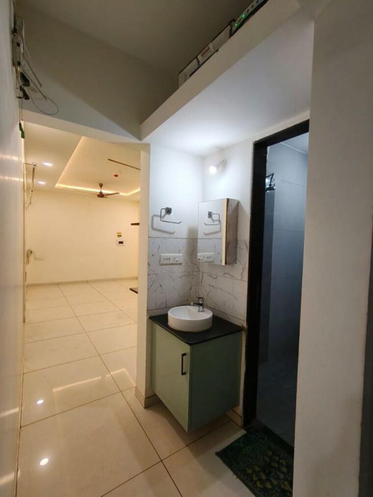 Bathroom, vilas-javdekar-yashwin-encore 3 Bedroom 1220 Sq.Ft. Apartment In Wakad Pune 9704505