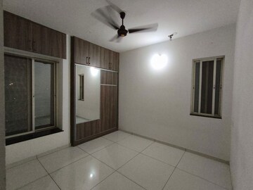 Room in 3 BHK Apartment at Vilas Javdekar Yashwin Encore, Wakad – for Rent