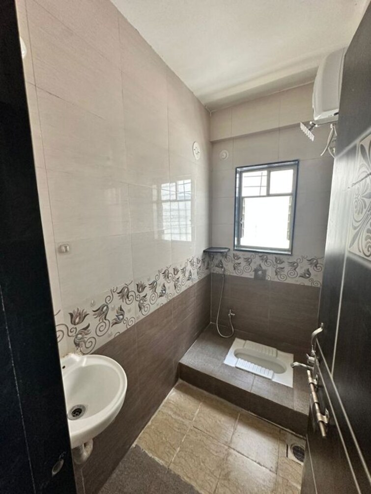 Bathroom, baner 2 Bedroom 750 Sq.Ft. Apartment In Baner Pune 9704514