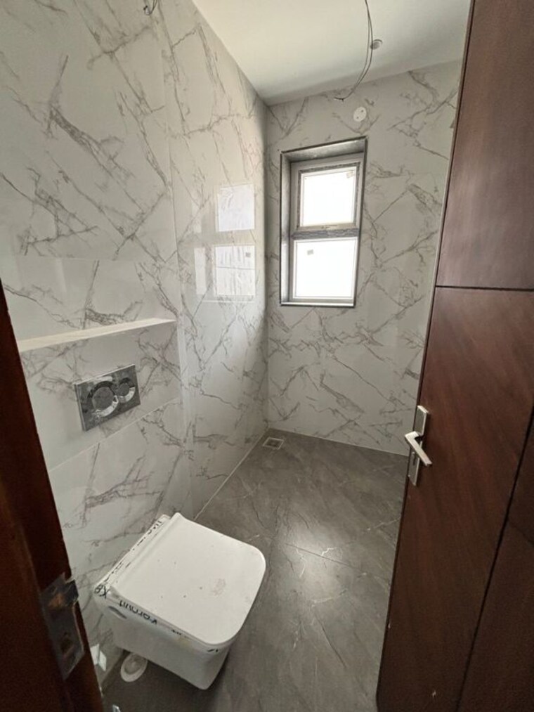 Bathroom, sector 11 3 Bedroom 2250 Sq.Ft. Builder Floor In Sector 11 Panchkula 9704584