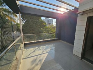 Balcony in 5 BHK Villa at Someshwarwadi – for Rent