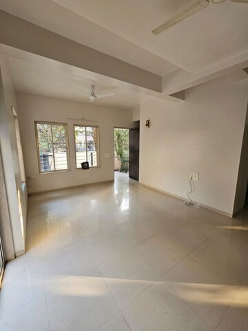 Room in 5 BHK Villa at Someshwarwadi – for Rent