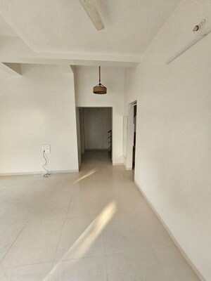 Room in 5 BHK Villa at Someshwarwadi – for Rent