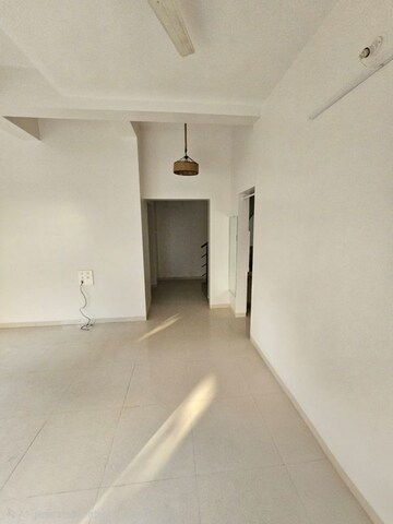 Room in 5 BHK Villa at Someshwarwadi – for Rent