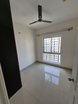 Room in 2.5 BHK Apartment at Brigade El Dorado Gallium, Bagaluru – for Rent