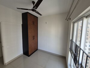 Room in 2.5 BHK Apartment at Brigade El Dorado Gallium, Bagaluru – for Rent