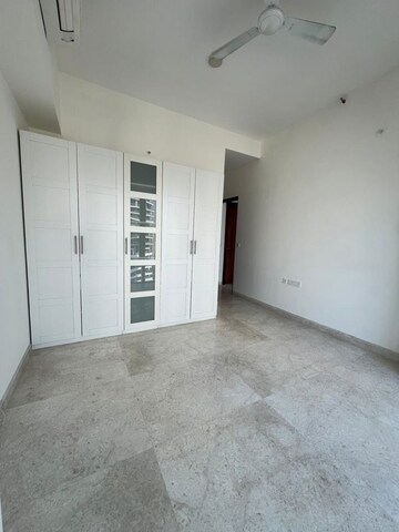 3 BHK Apartment For Rent in Indiabulls Blu, Worli