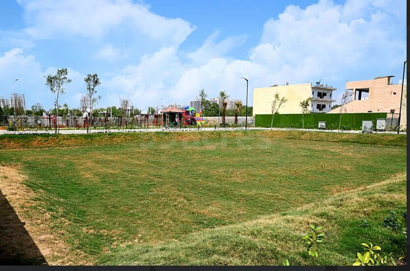 Plot For Sale in Sector 85