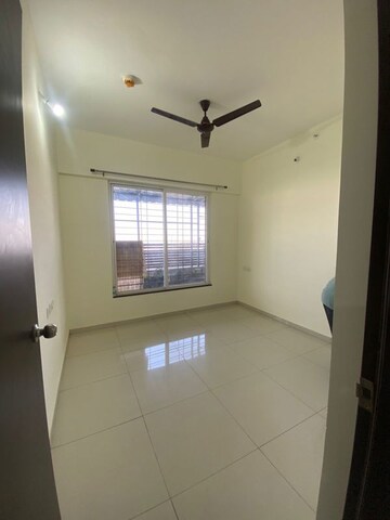 Room in 2 BHK Apartment at Kolte Patil Life Republic, Hinjewadi – for Rent