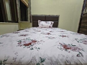 Bedroom in  Pg at Goregaon East – for Rent