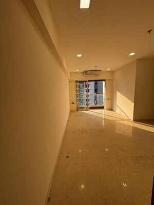 Room in 3 BHK Apartment at Ekta Tripolis, Goregaon West – for Rent