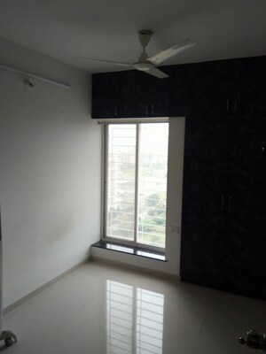 Room in 2 BHK Apartment at Majestique 38 Park Majestique, Undri – for Rent