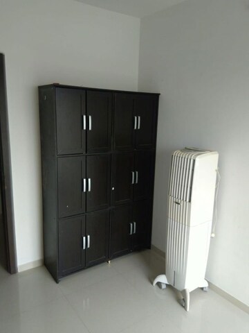 Room in 2 BHK Apartment at Majestique 38 Park Majestique, Undri – for Rent