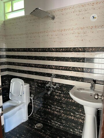 Staircase in 3 BHK Builder Floor at Sanjay Nagar – for Rent