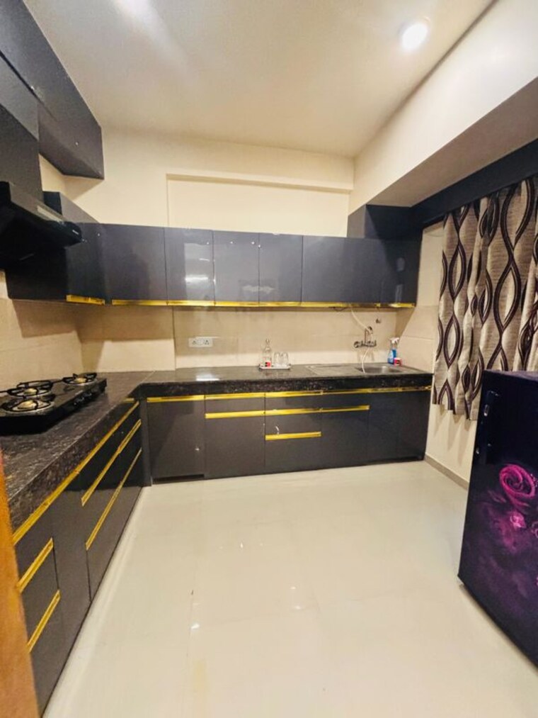 Kitchen, gomti nagar 3 Bedroom 1700 Sq.Ft. Apartment In Gomti Nagar Lucknow 9704188