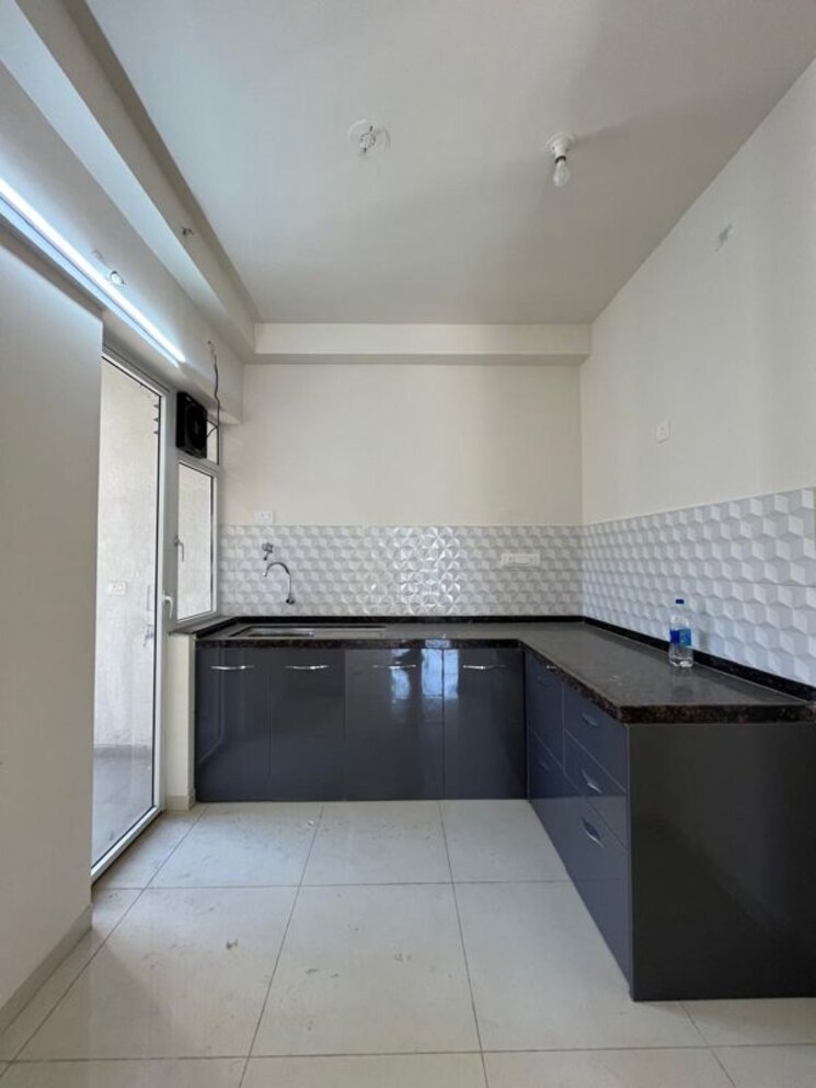 Kitchen, godrej-green-vistas 3 Bedroom 815 Sq.Ft. Apartment In Mahalunge Pune 9705555