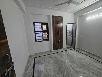 2 BHK Builder Floor For Rent in Pochanpur Colony