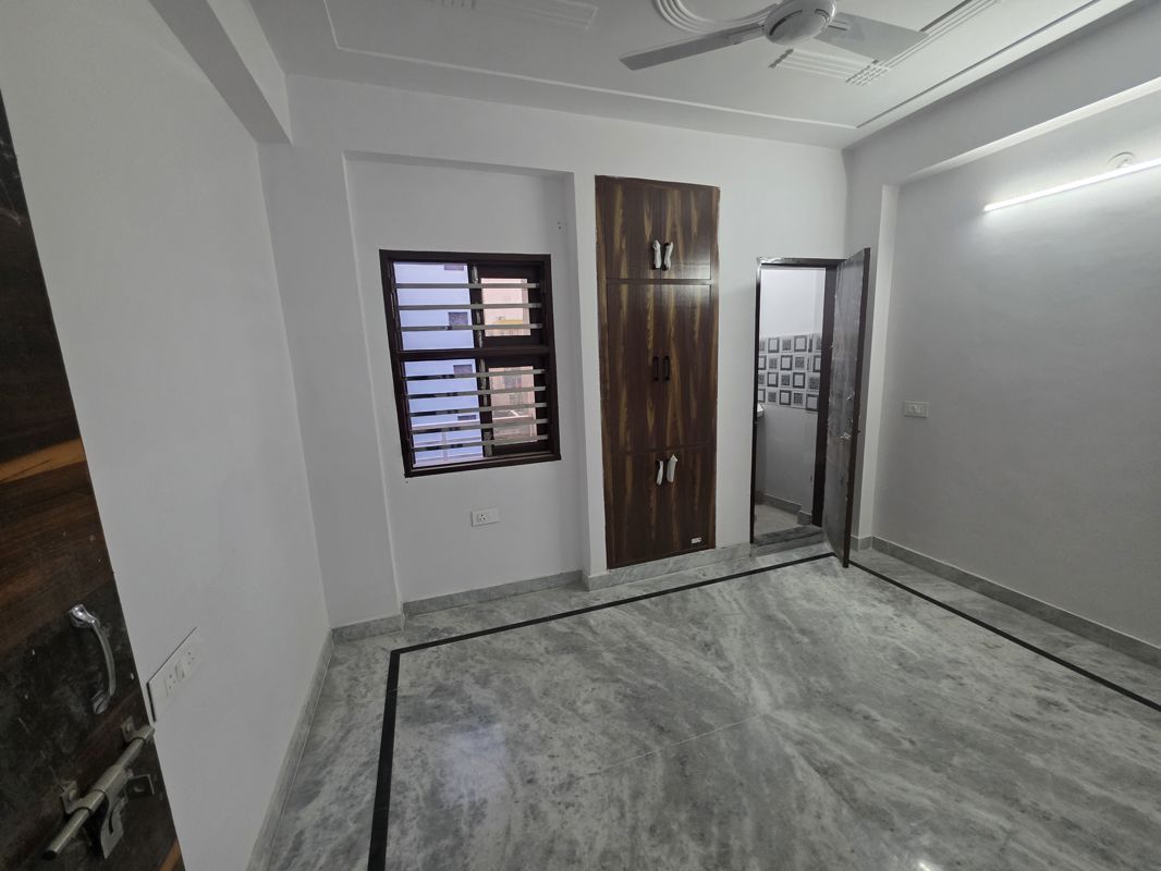 2 BHK Builder Floor For Rent in Pochanpur Colony