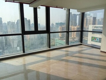 Room in  Office Space at Andheri West – for Rent