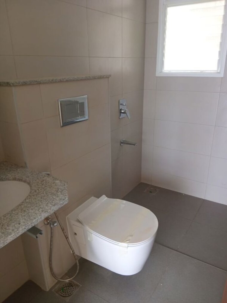 Bathroom, godrej-park-retreat 2 Bedroom 998 Sq.Ft. Apartment In Sarjapur Road Bangalore 9705408