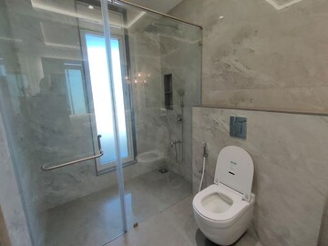 Bathroom in 5 BHK Apartment at Midcity Shikhar, Andheri West – for Sale