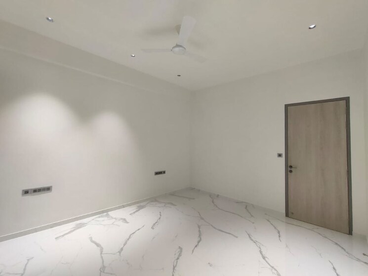 Room, midcity-shikhar 5 Bedroom 2928 Sq.Ft. Apartment In Andheri West Mumbai 9697827