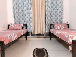 Bedroom in  Pg at Naupada – for Rent