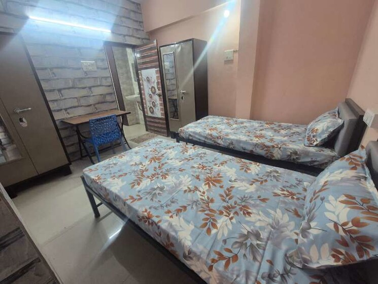 Room, kanjurmarg east Pg For Boys & Girls In Kanjurmarg East 9697173